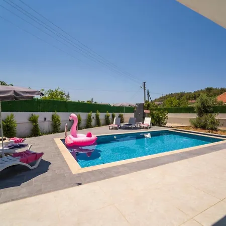 Spacious With A Private Pool For 8 People In Mugla, - Awz 187 Willa Fethiye