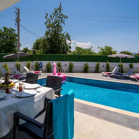 Spacious With A Private Pool For 8 People In Mugla, - Awz 187